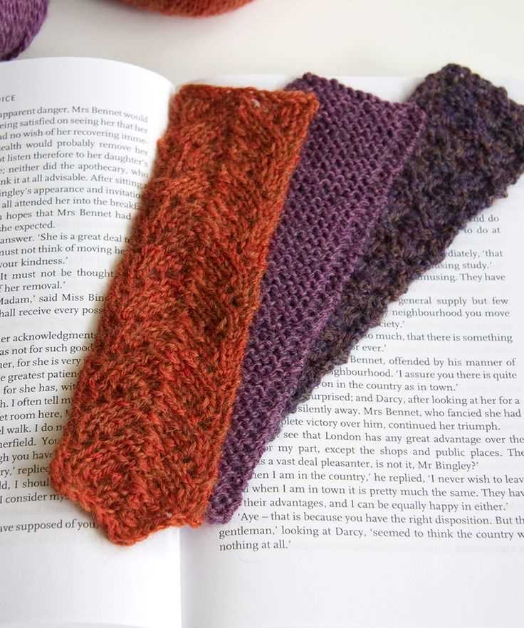 Knitted bookmarks patterns
