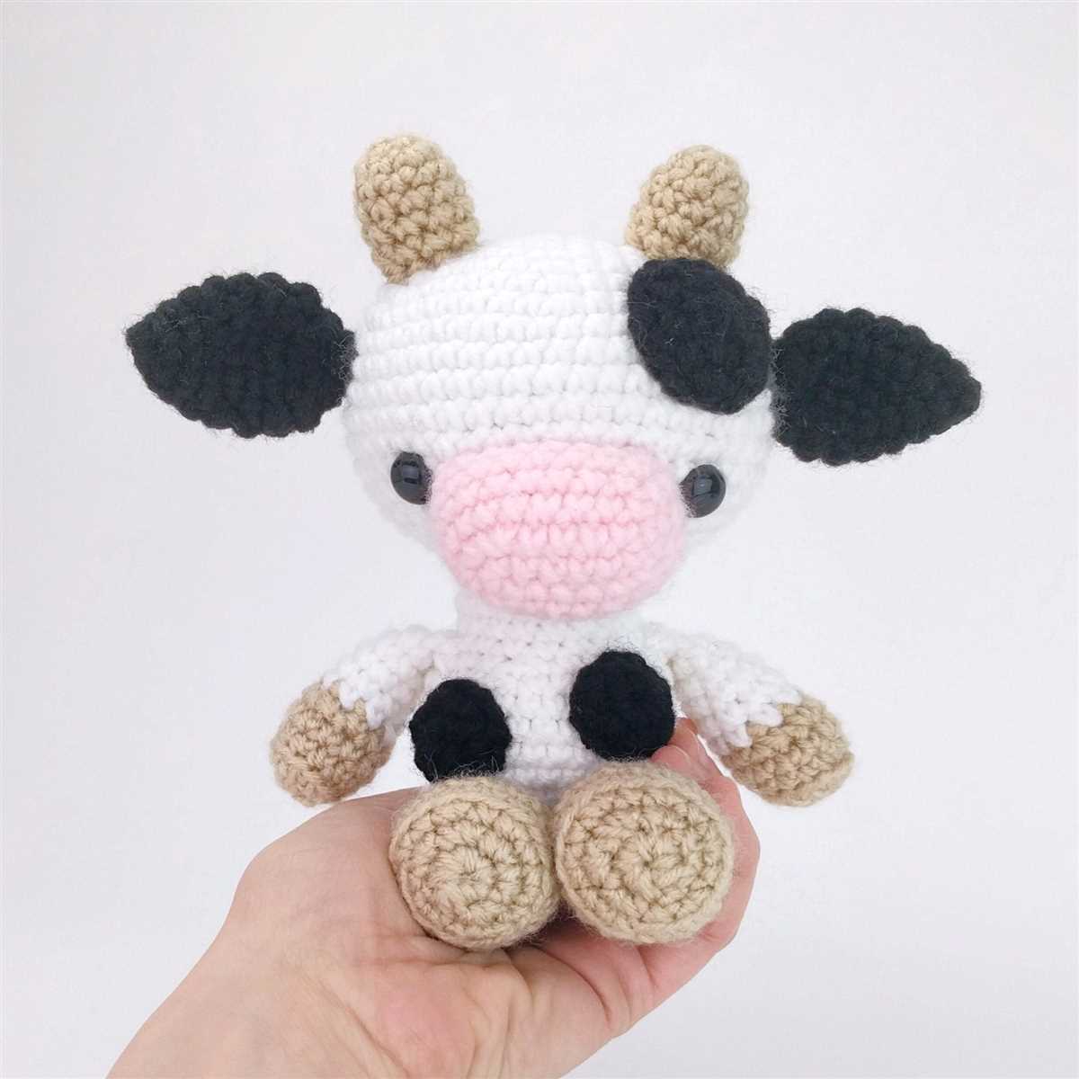 Knitted cow pattern free