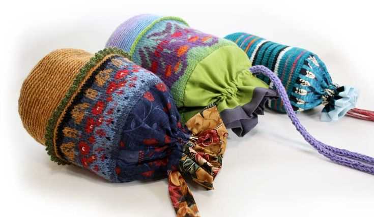 Knitted drawstring pouch pattern