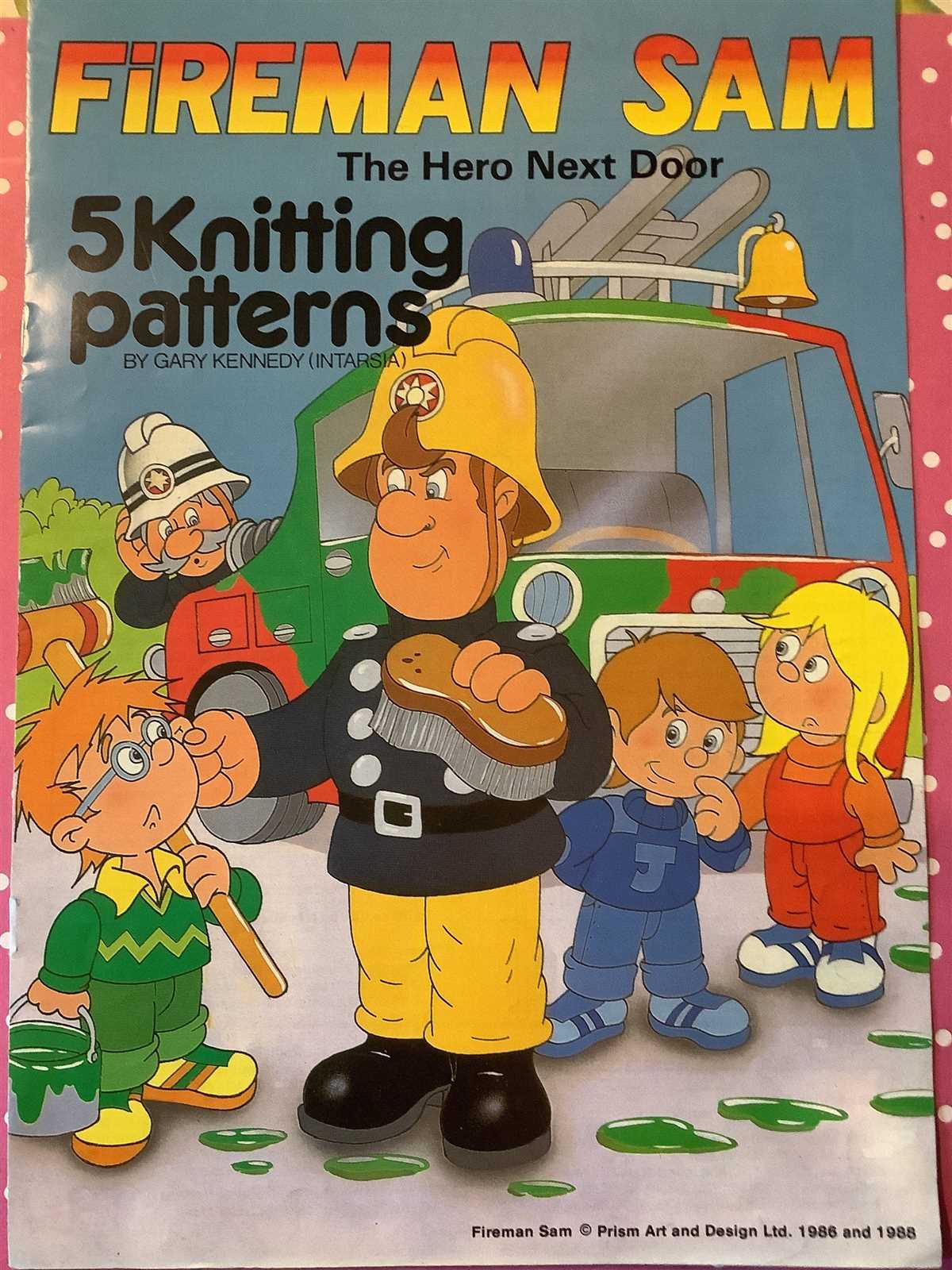 Knitted fireman pattern