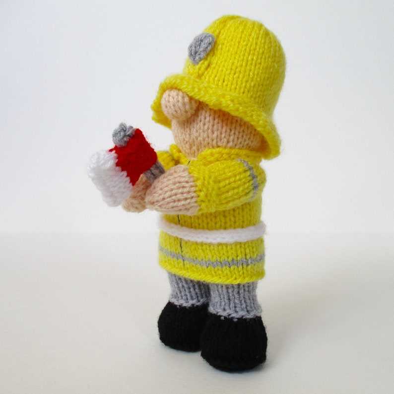 Knitted fireman pattern