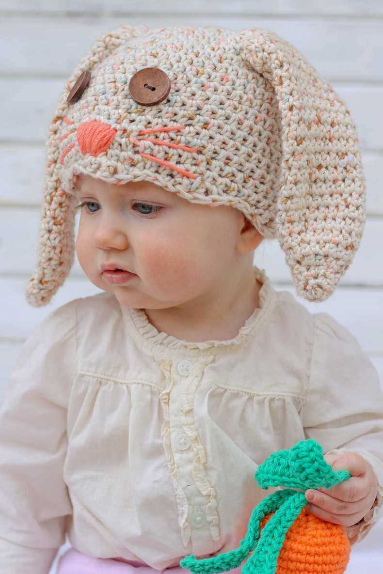 Knitted floppy hat pattern