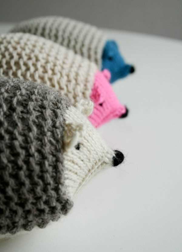 Knitted hedgehogs free patterns