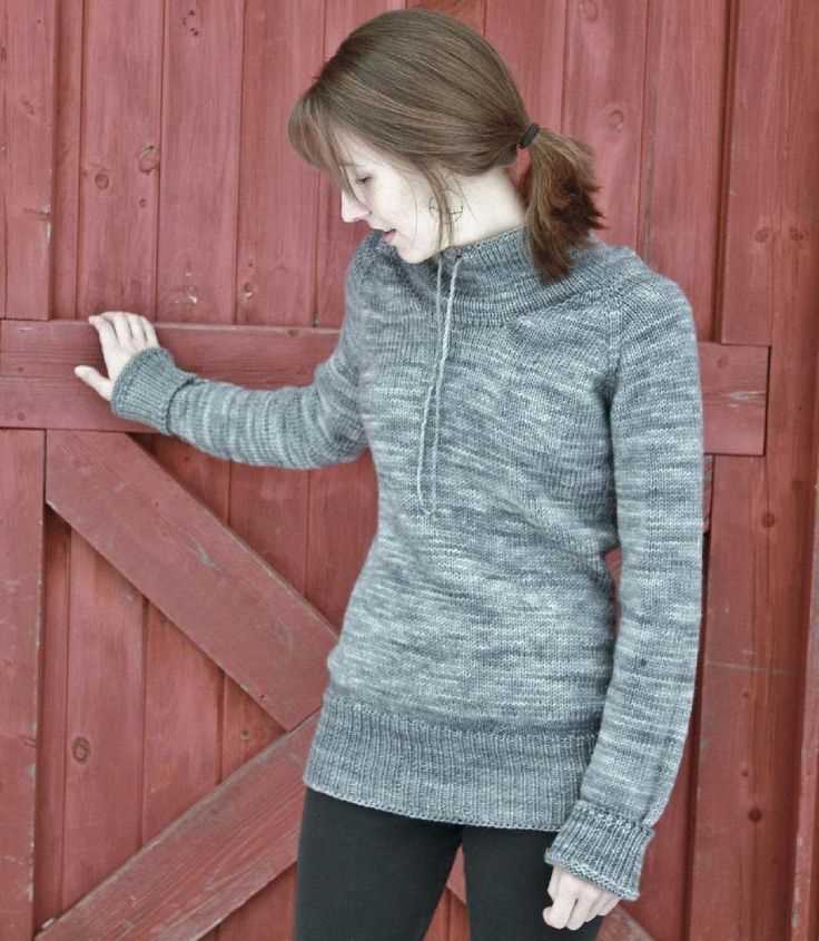 Knitted hooded sweater pattern