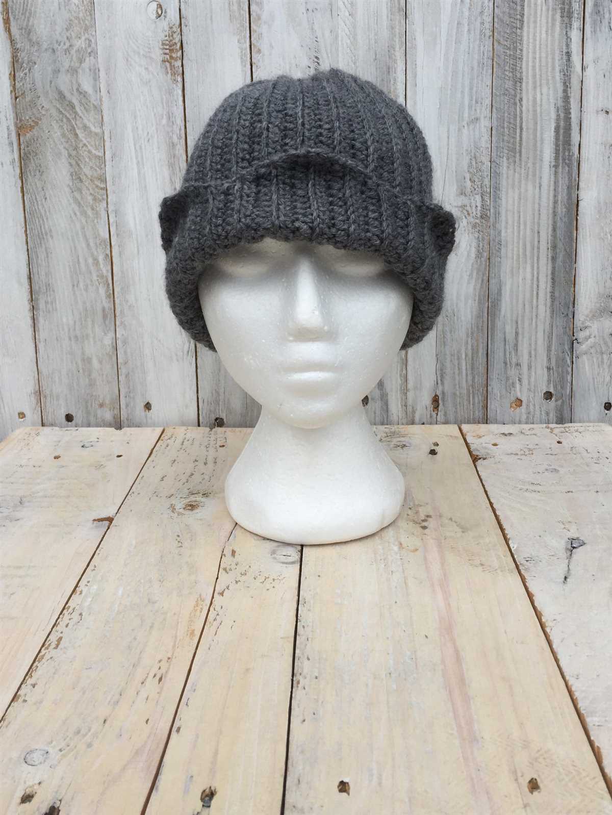 Knitted jughead hat pattern