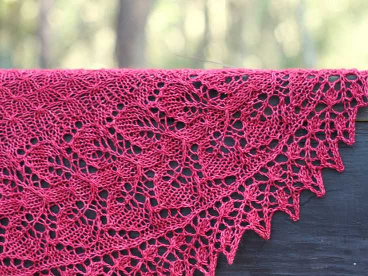 Knitted lace shawls and wraps patterns