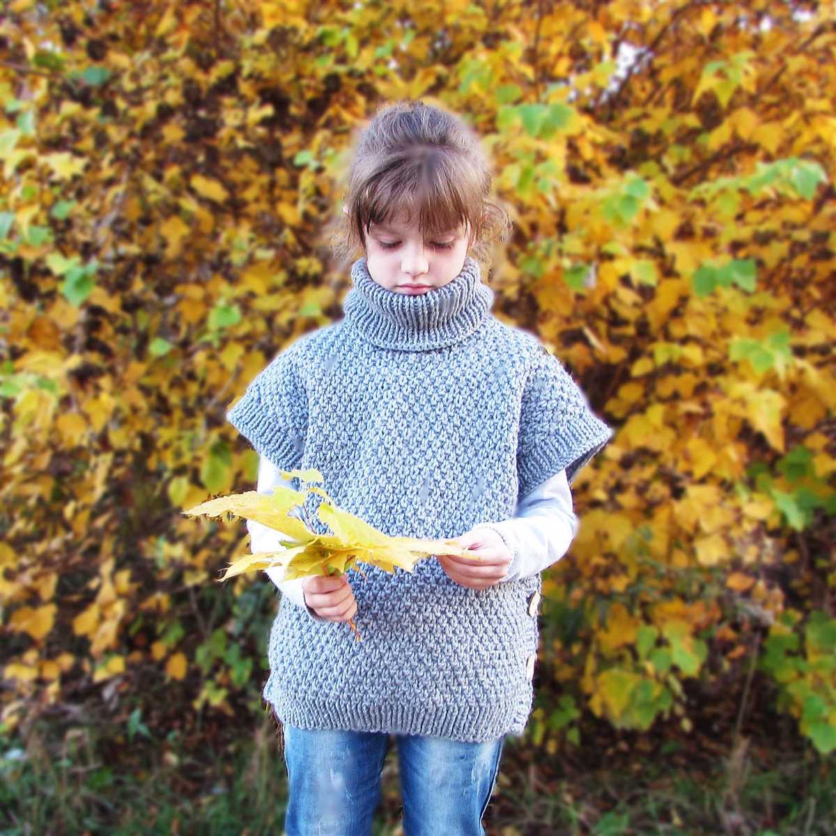 Knitted poncho pattern for beginners