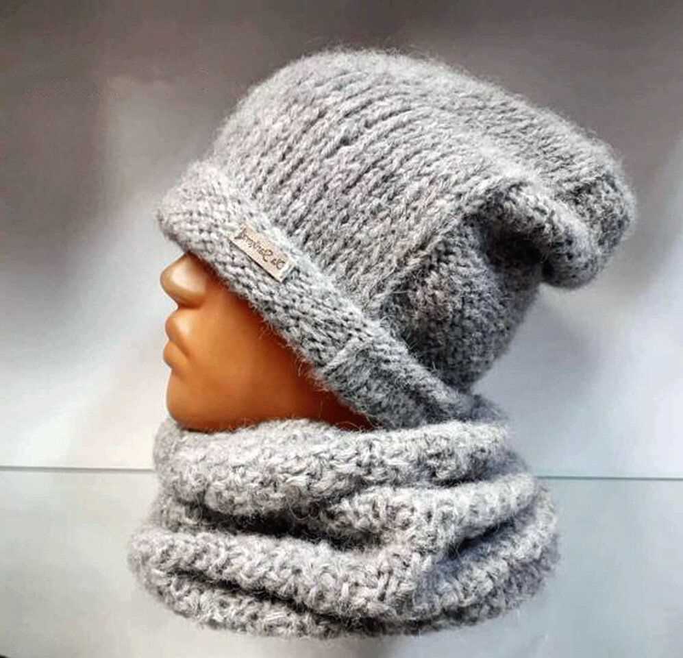 Knitted scarf and hat patterns
