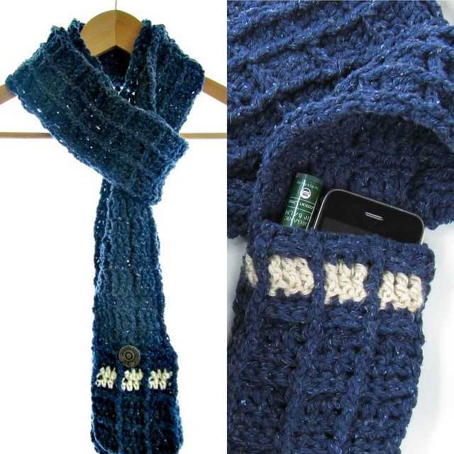 Knitted scarf with pockets pattern