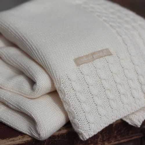 Knitted swaddle blanket pattern