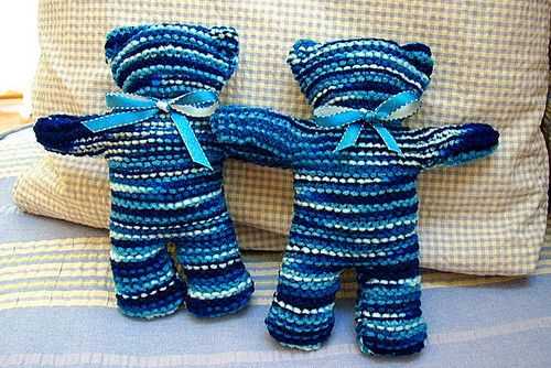 Knitted teddy bear pattern for charity