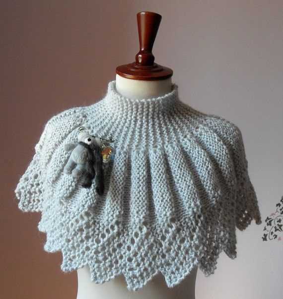 Knitted capelet pattern free