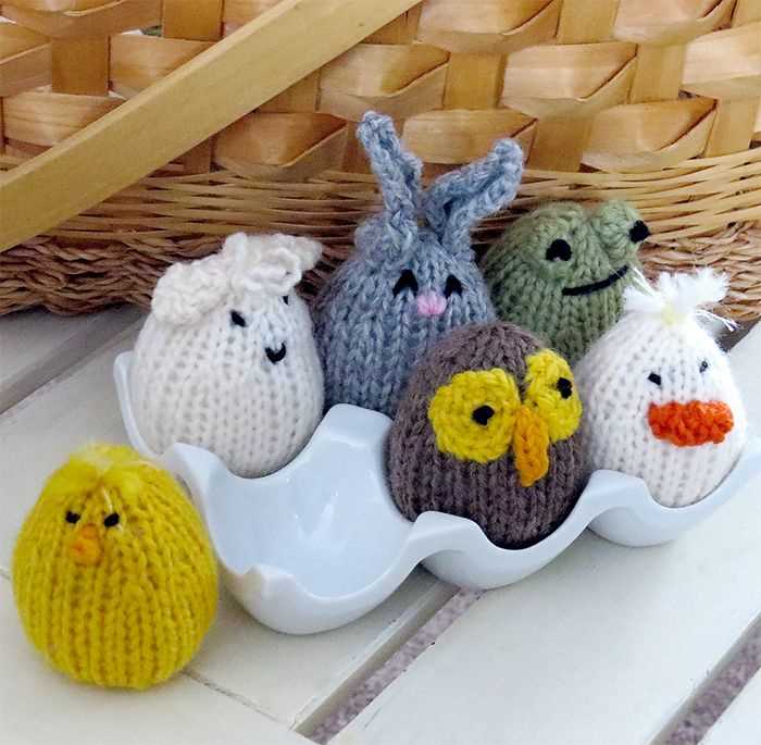 Knitted chick egg cosy pattern
