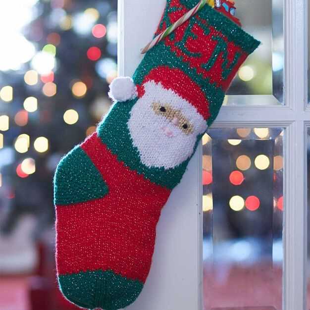 Knitted christmas stocking free pattern
