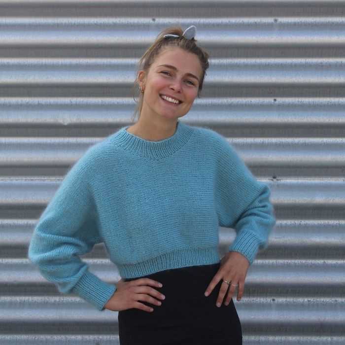 Step-by-Step Guide to Knitting a Stylish Cropped Sweater Knitted cropped sweater pattern