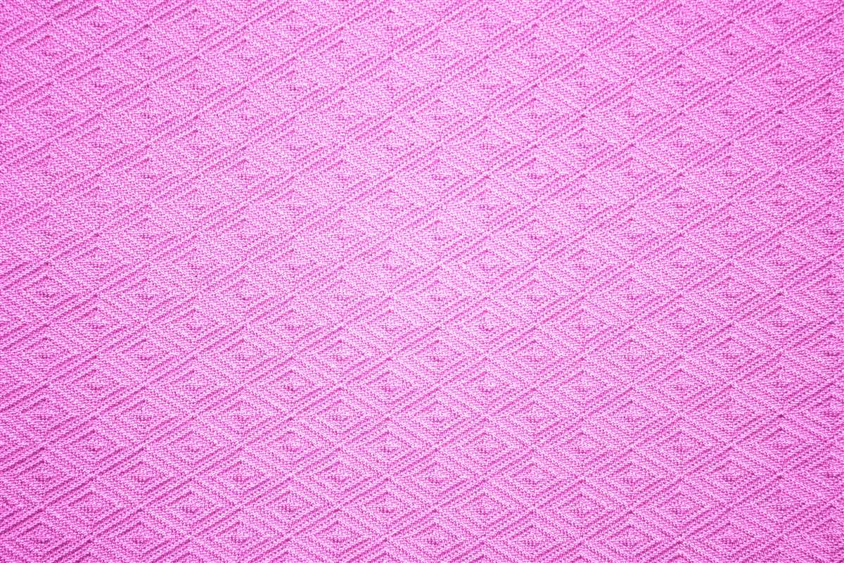 Knitted diamond shaped pattern
