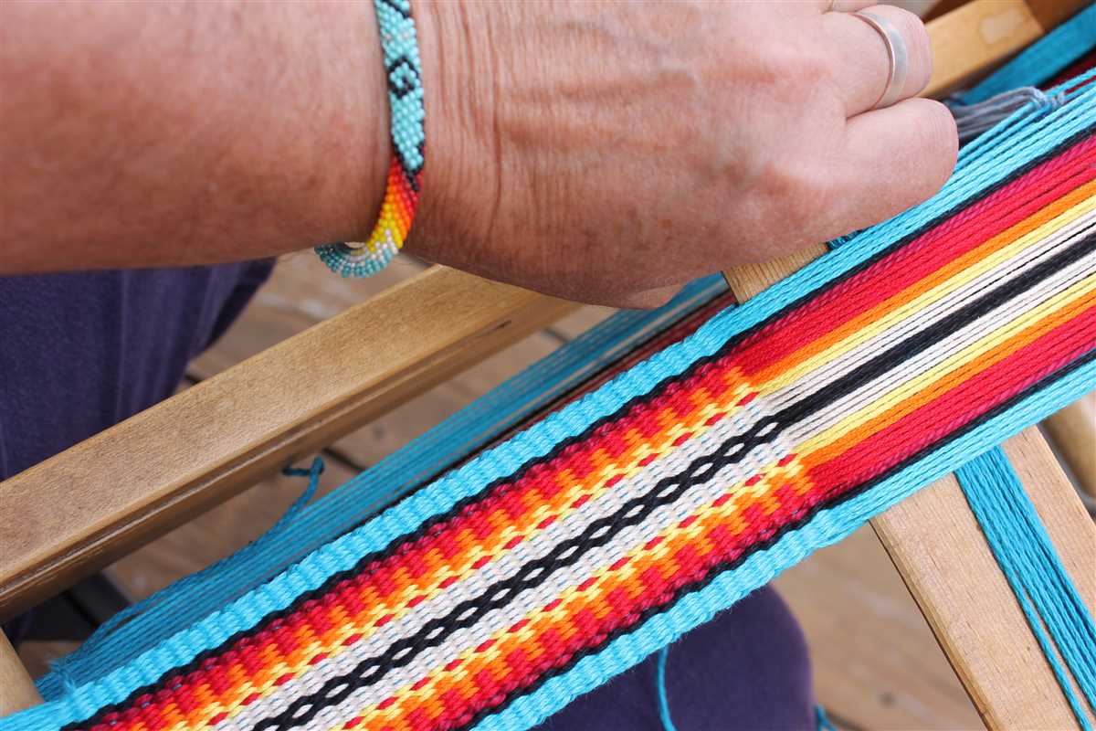 Knitted guitar strap pattern