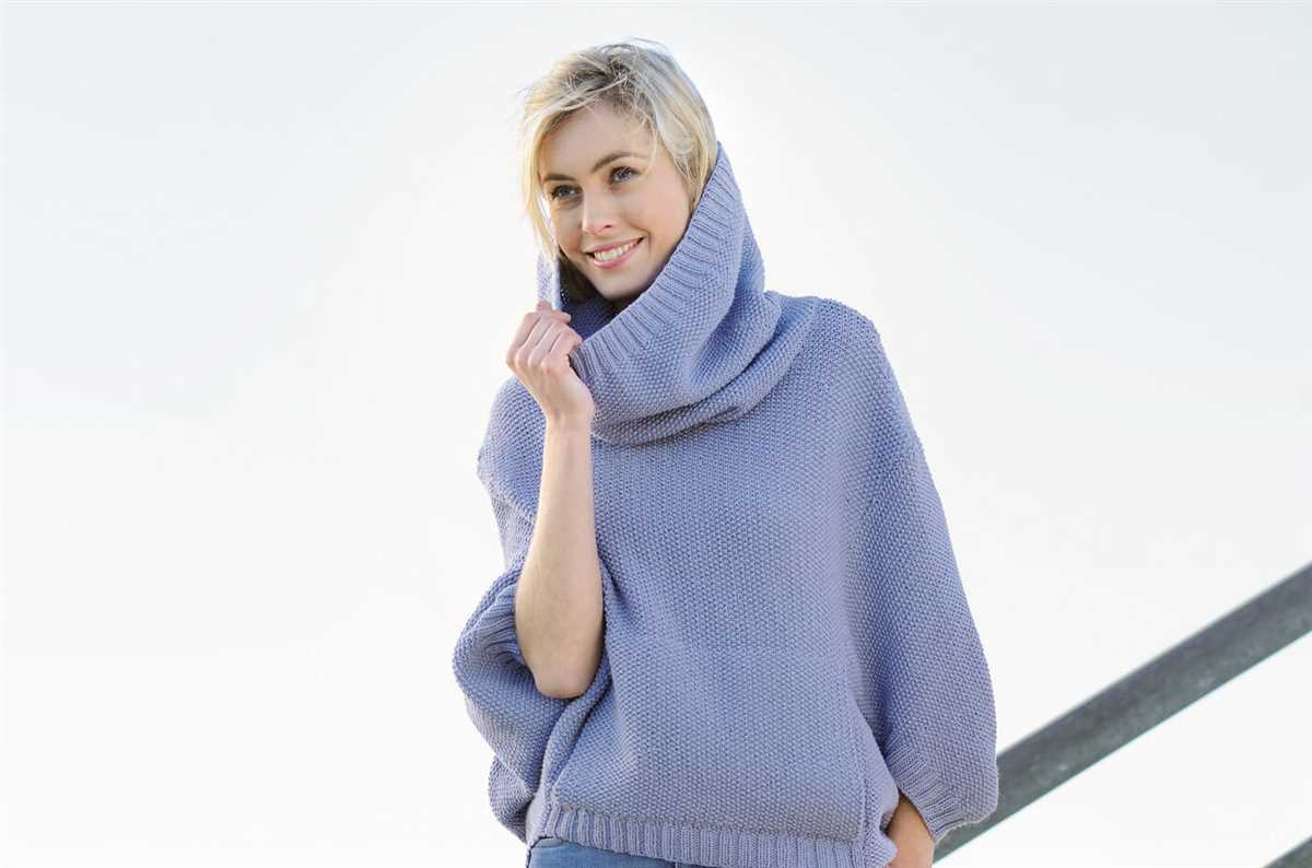 Knitted hooded sweater pattern