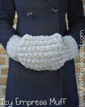 Knitted muff pattern