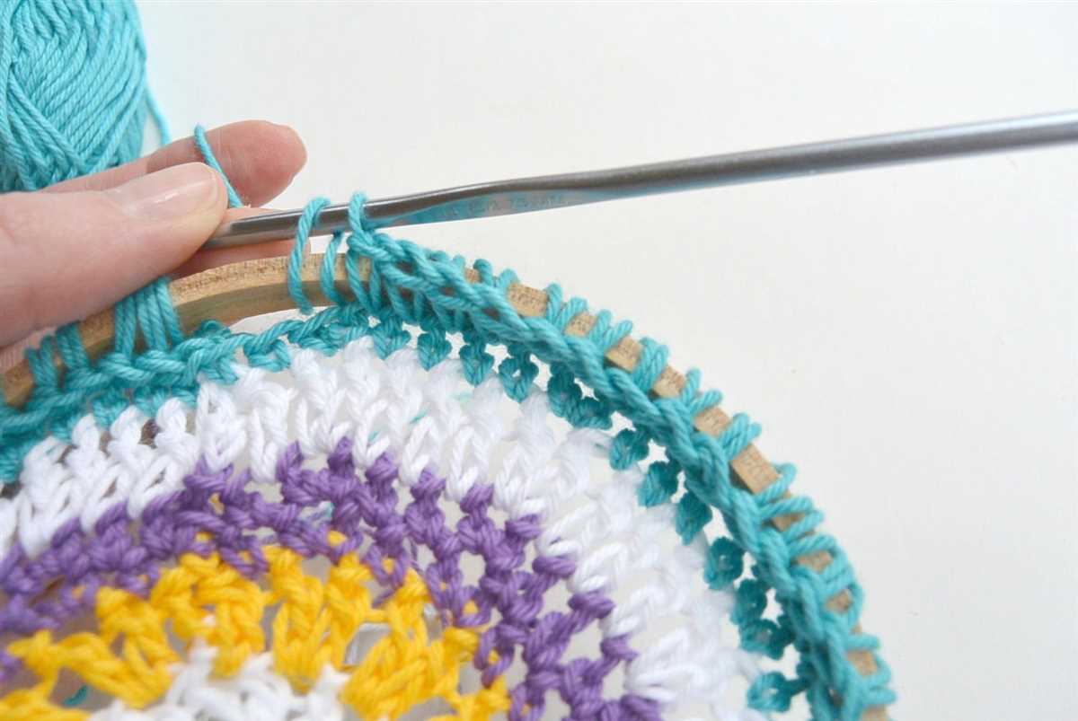Knitting hoop patterns