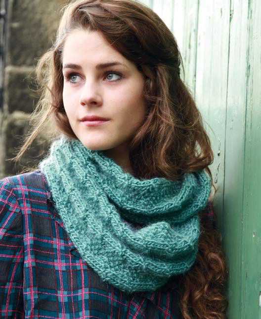 Knitting pattern for a snood free