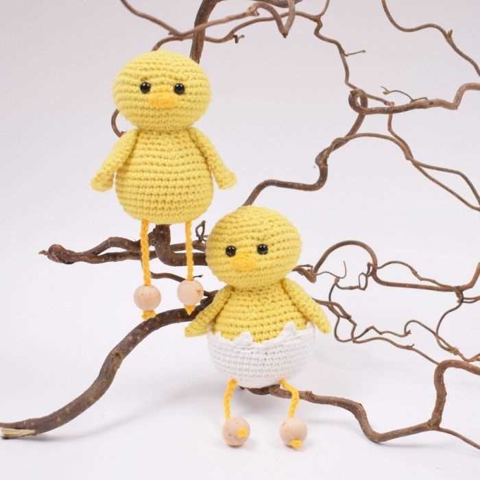 Knitting pattern for small easter chicks