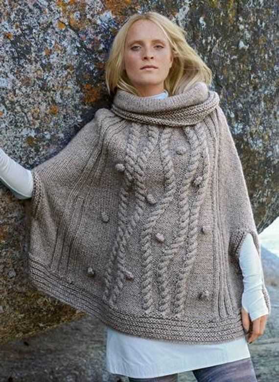 Knitting pattern poncho with sleeves