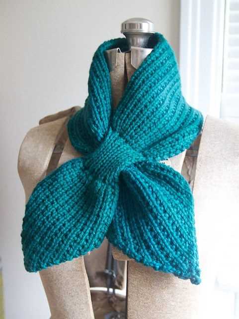 Knitting patterns for neck scarves