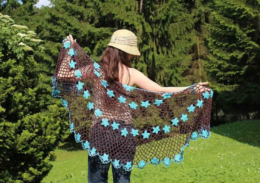 Knitting patterns for shawl in a ball yarn