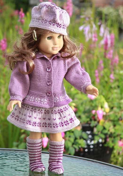 Knitting patterns for small dolls clothes