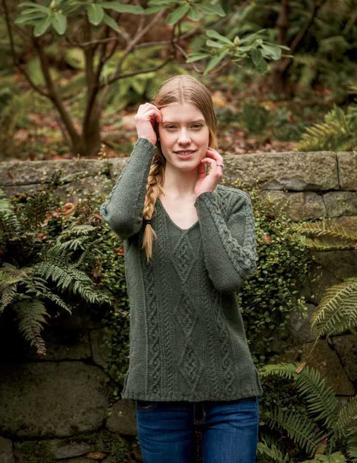 Knitting patterns ladies sweaters