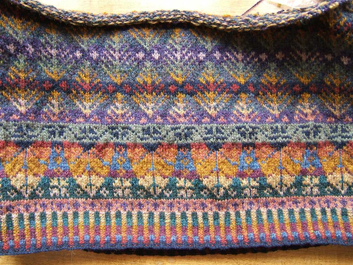 Knitting skill that creates patterns with hues