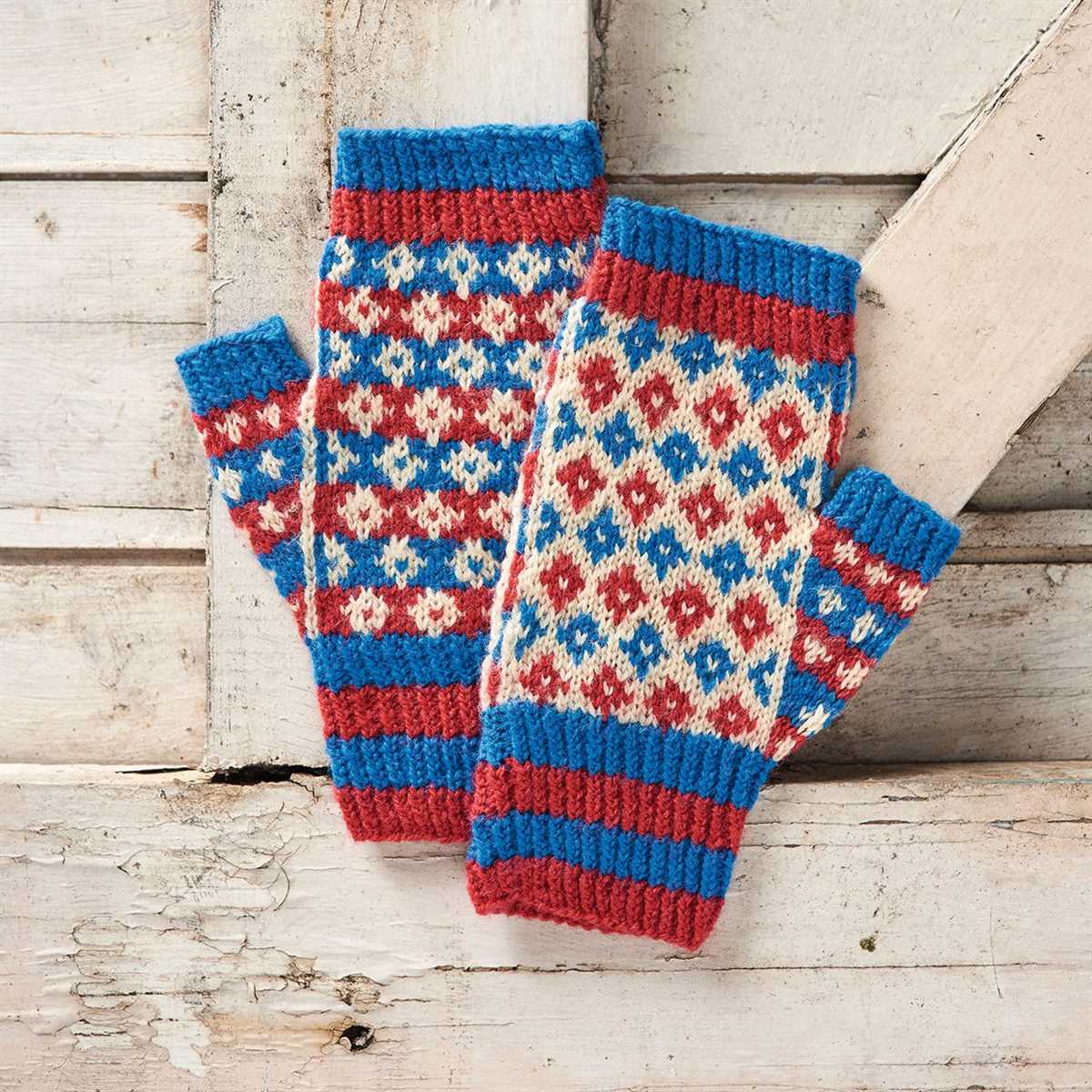 Knitting pattern fingerless mittens