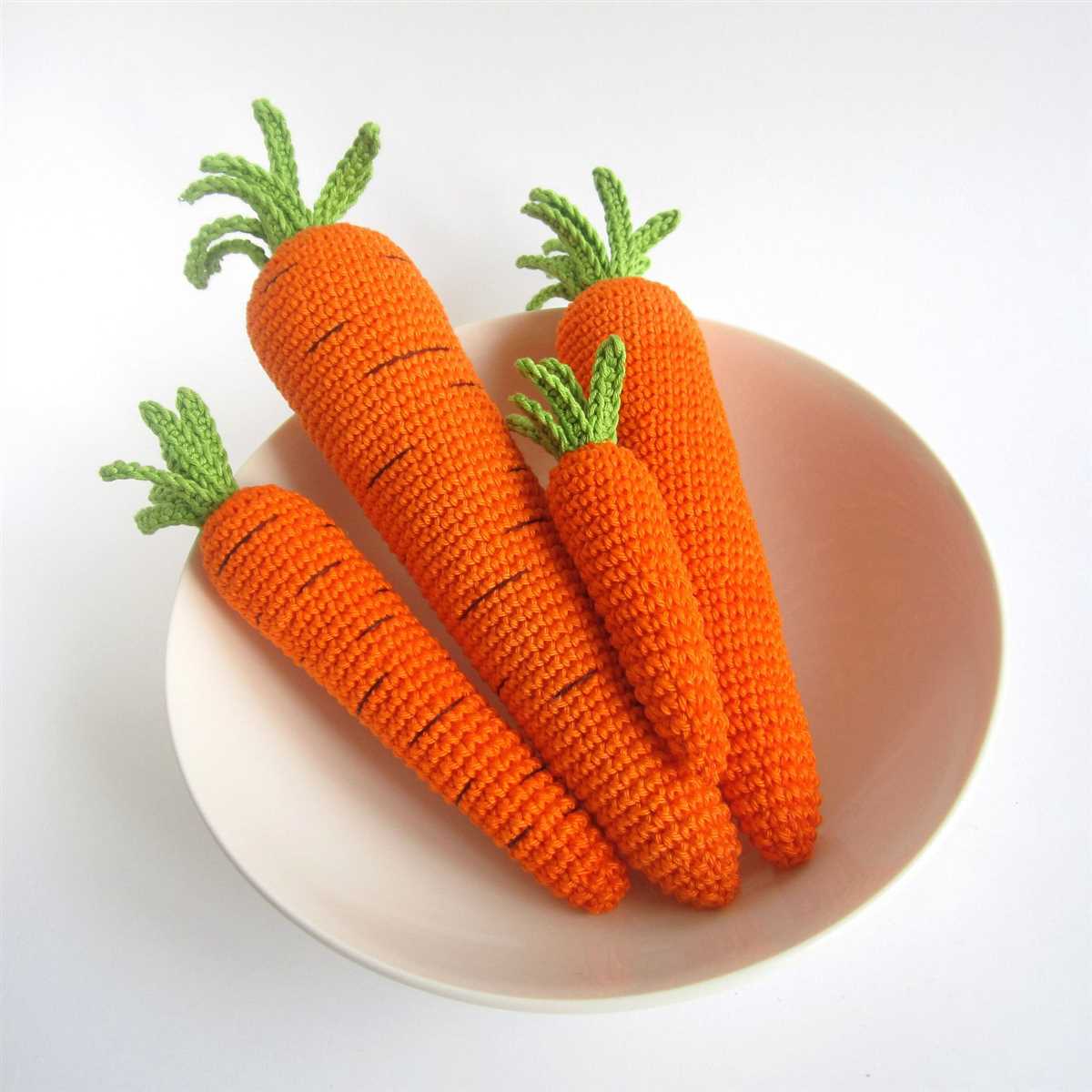 Knitting pattern for a carrot