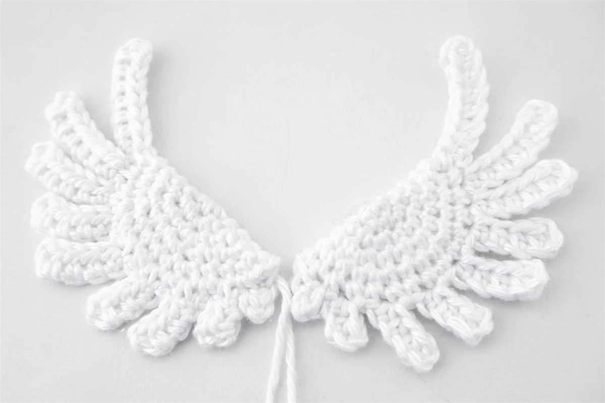 Knitting pattern for an angel