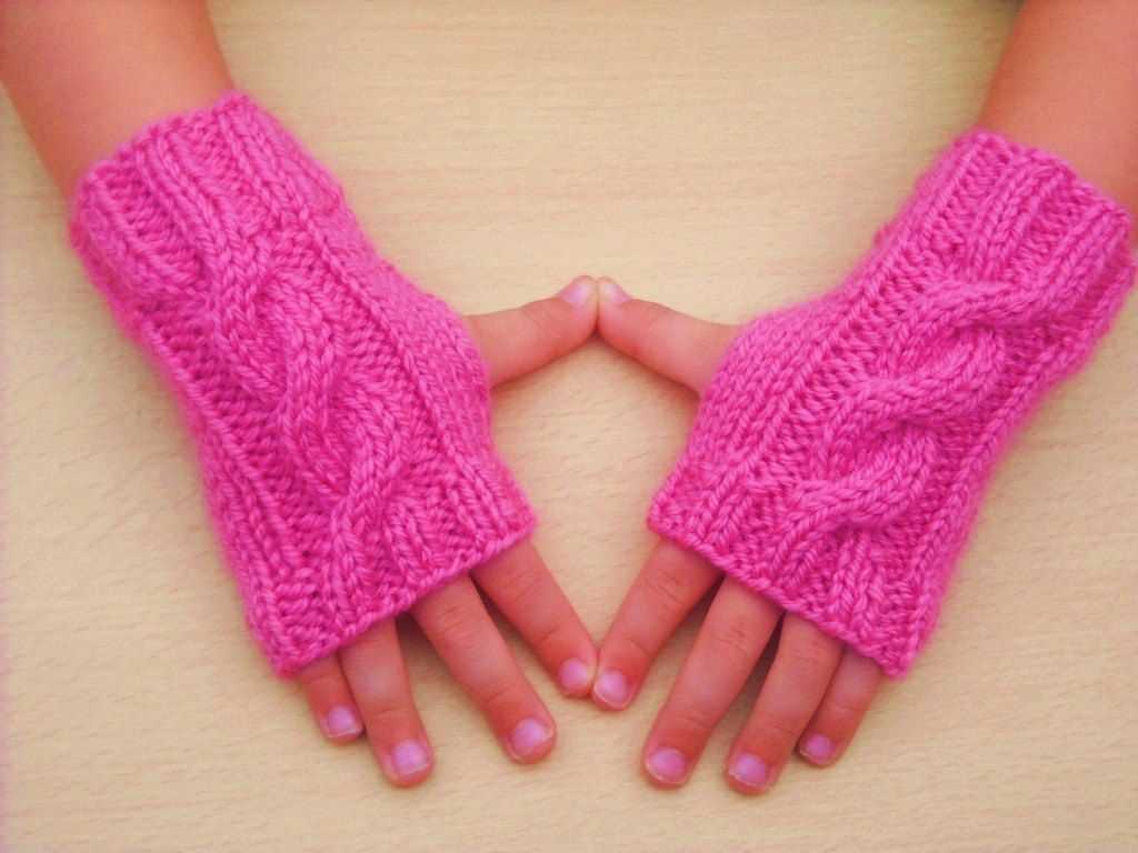 Knitting pattern for gloves