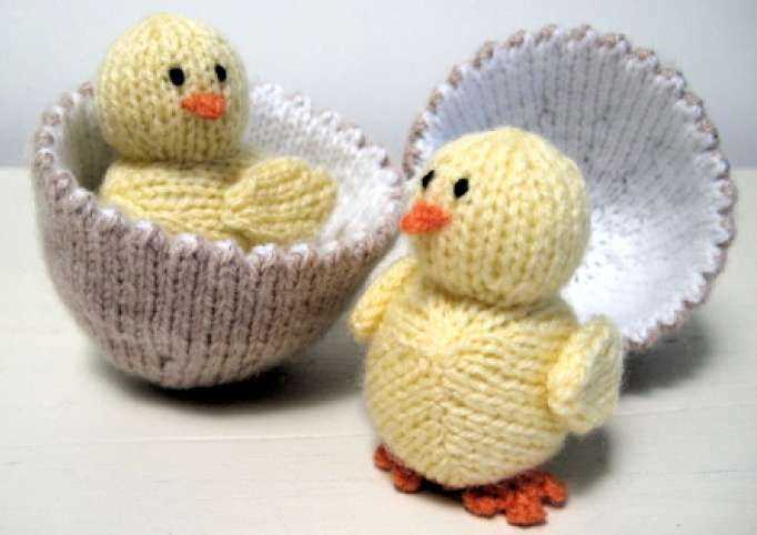 Knitting pattern for small easter chicks