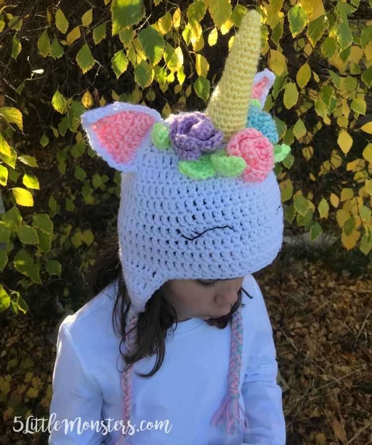 Knitting pattern for unicorn hat