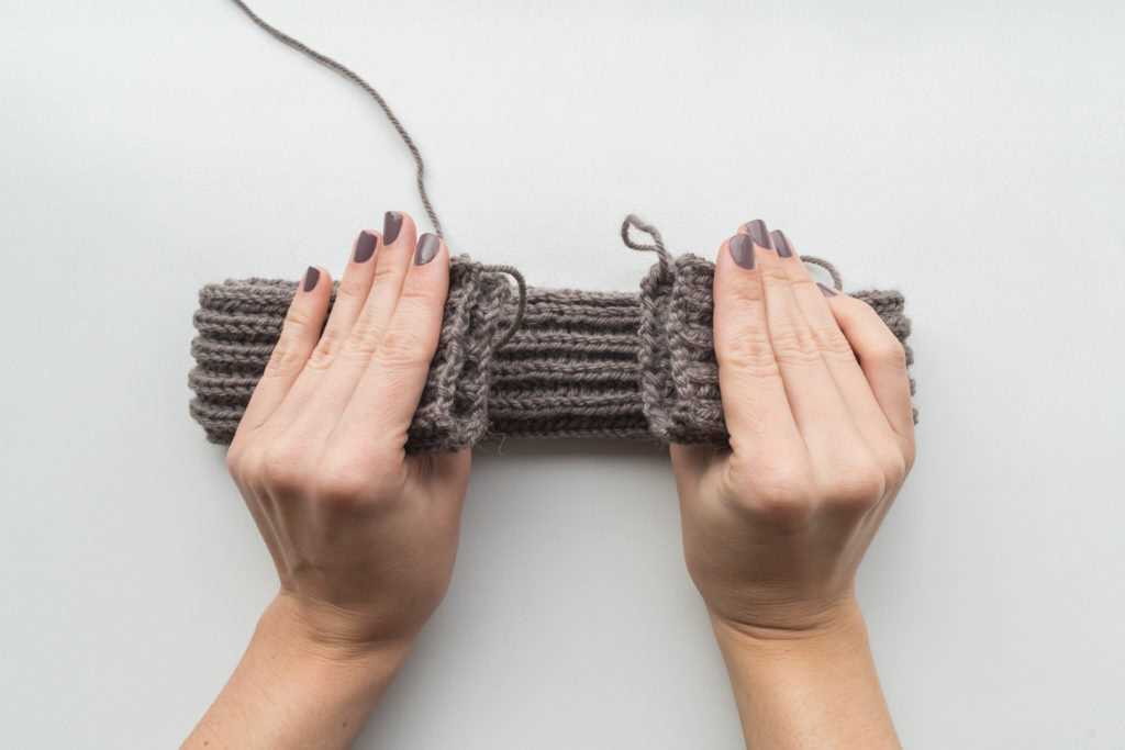 Knitting pattern headband twist