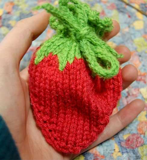 Knitting patterns for pouches