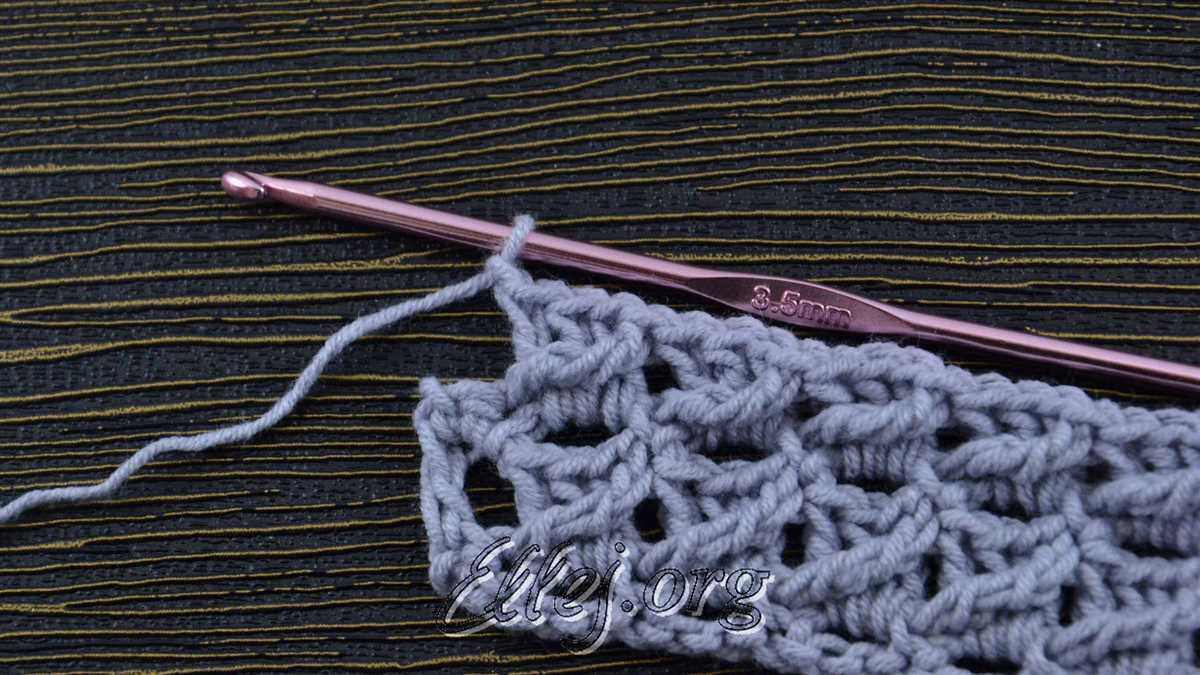 Knitting stitch with an offset pattern codycross