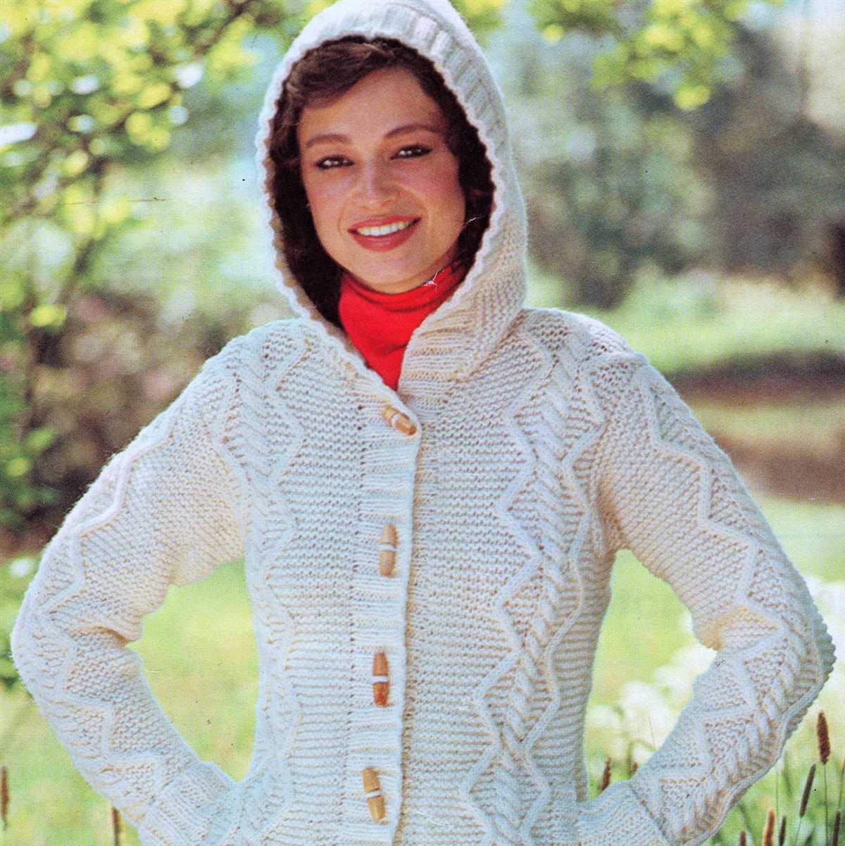 Ladies hoodie knitting pattern free