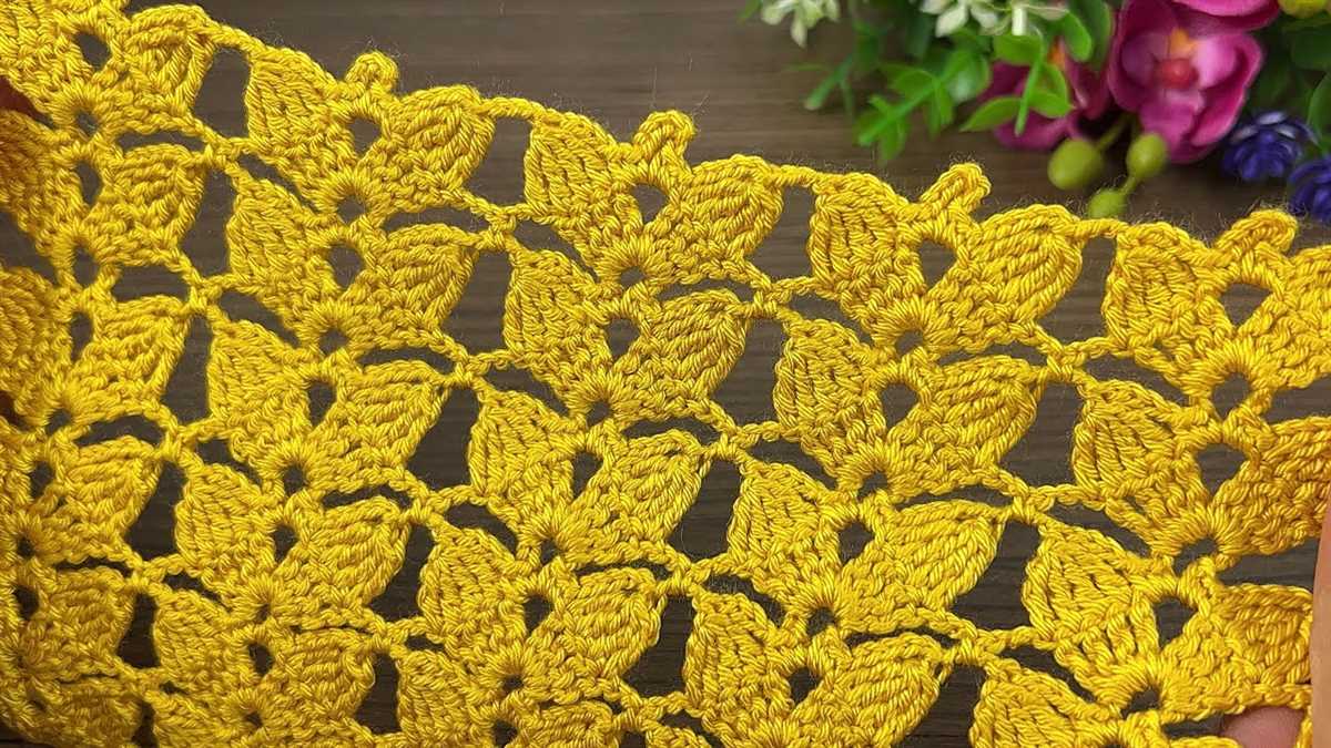 Leaf pattern knit