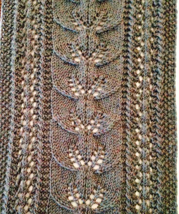 Leaf scarf knitting pattern