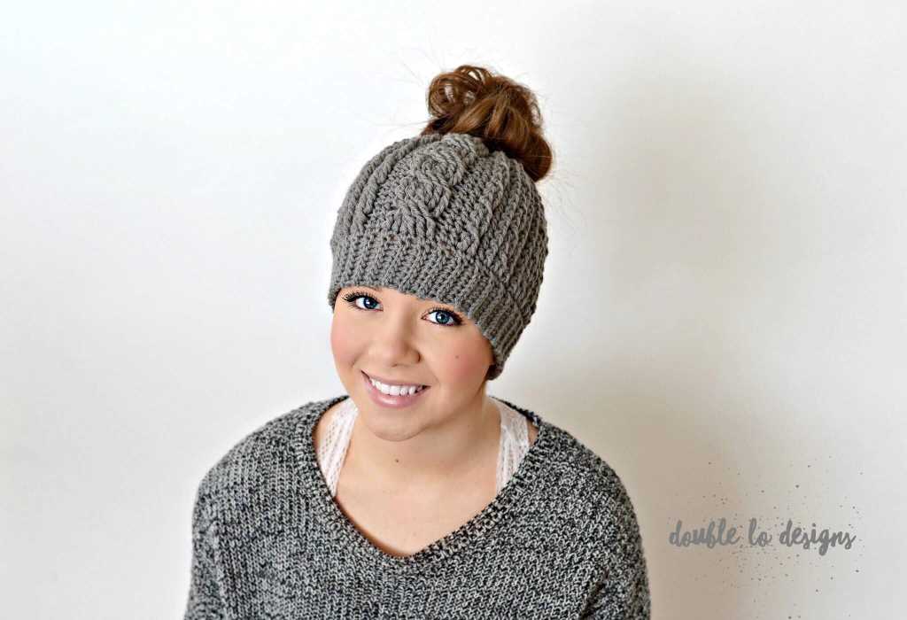 Messy bun hat knitting pattern straight needles