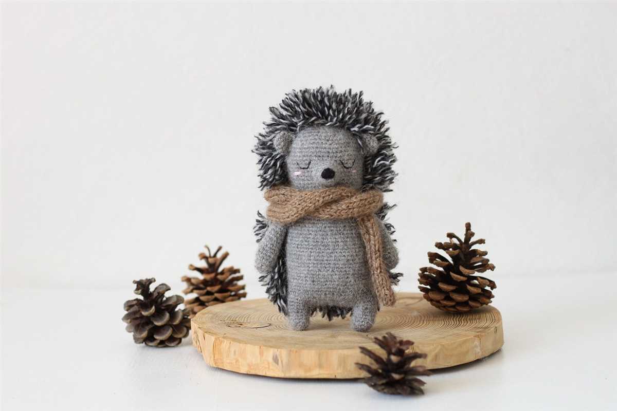 Mini hedgehog knitting pattern