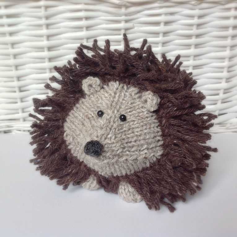 Mini hedgehog knitting pattern