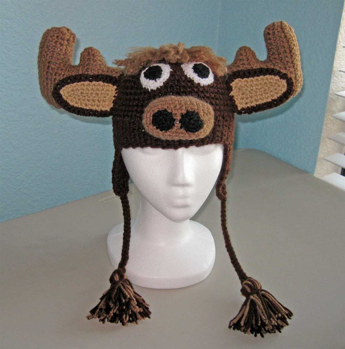 Moose hat knitting pattern