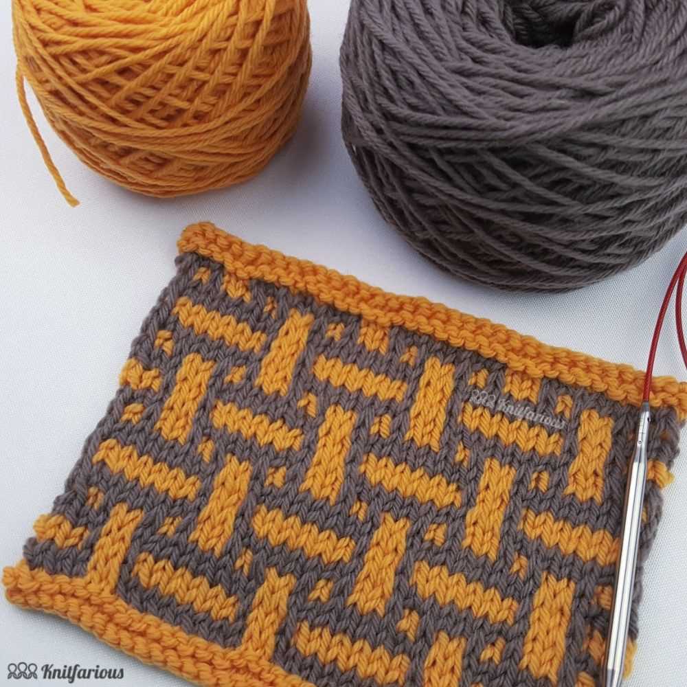 Mosaic knit pattern