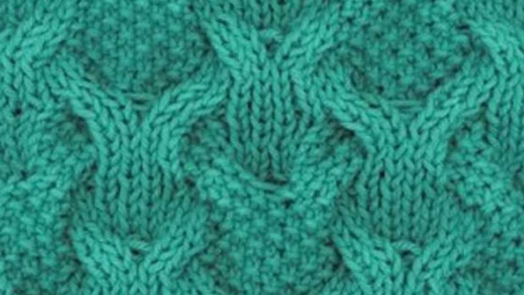 Open mesh knitting pattern